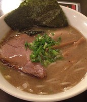 「塩らーめん＋味付玉子＋ライス(680円＋サービス＋100円)」@麺喰屋 澤の写真