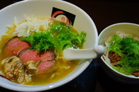 「牛と塩煮干し（限定）」@おおぜき中華そば店の写真