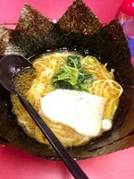 「らーめん・海苔・中盛」@らーめん 八の字屋の写真