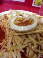 「ラーメン中（辛味、ねぎ増し）＋全増し」@ドン-キタモトの写真