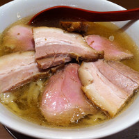 「肉そば(塩味)」@麺や 七彩 東京駅の写真