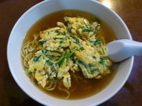 「ニラ玉ラーメン（メニュー外）\600」@晴々飯店の写真