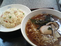 「チャーハンセット(チャーハンと半ラーメン)」@中国菜館 生駒軒 茅場町の写真