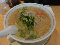 「たかばし新味(白)」@たかばしラーメン 枚方店の写真