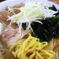 「ラーメン+煮玉子　600円」@とんこつラーメン一代 総本山の写真