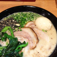 「塩とんこつ」@麺屋 ちゃらんぽらんの写真