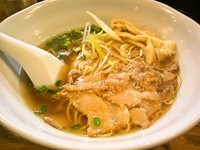 「生姜醤油らーめん」@中華蕎麦 つけ麺 一の写真