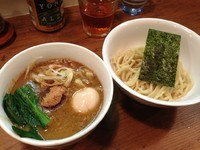 「味玉つけめん （小） 680円＋ビール500円」@Trigo(トリーゴ)の写真