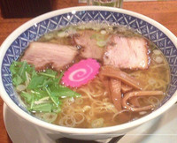 「塩らーめん大盛(500円＋100円)」@多摩利屋の写真