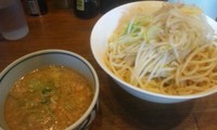 「ザルラーメン野菜マシ＋」@ラーメンアキラの写真