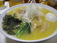 「しおらーめん（太麺）680円＋大盛100円＋味玉100円」@塩ラーメン・つけめんのお店 はないちの写真