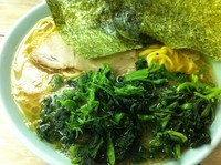 「ラーメン（大）＋ほうれん草」@らすた 代々木支店の写真
