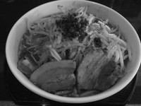 「自然洞Ｓ黒（大盛）」@自然洞 麺舗 西口店の写真