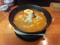 「辛味噌拉麺」@麺 たち花の写真