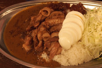 「スタミナごっつカレー」@カレーとワインのポールの写真