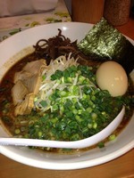 「黒とんこつらーめん(熊本風) 700円＋味玉100円」@麺屋 たか志の写真