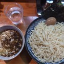 黒つけ麺大盛+味玉