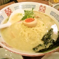 「鳥骨塩ラーメン　780円」@鳥番長 上野昭和通り店の写真