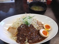 「たれつけ大盛り＋寝かせニンニク卵」@ハルピンラーメン 下諏訪町役場前店の写真