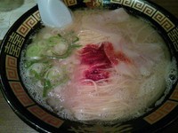 「天然とんこつラーメン」@一蘭 新宿中央東口店の写真