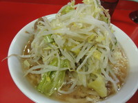 「少なめラーメン600円（ニンニク少な目、野菜）」@ラーメン二郎 茨城守谷店の写真