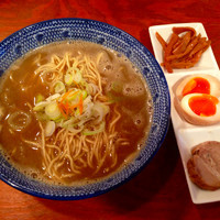 「絶品煮干そば 醤油」@麺屋 天翔の写真
