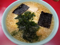 「ラーメン中　650円」@もっちゃんラーメンの写真