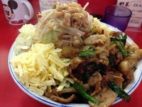 「豚スタミナまぜそば（８５０円）＋チーズ（１００円）」@麺屋 桐龍の写真