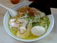 「塩らぁ麺　味玉」@桜台らぁ麺 美志満の写真