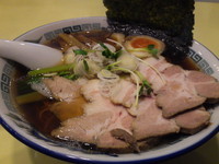 「まる長らー麺　680円＋チャーシュー3枚　270円」@手作り餃子ラーメン まる長の写真