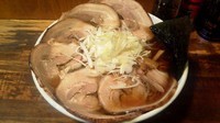 「醤油チャーシュー 1,100円」@宗家一条流がんこラーメン 池袋店の写真