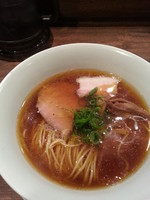 「醤油らーめん700円＋シラスご飯400円」@創作麺工房 鳴龍の写真