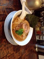 「醤油らーめん」@ジャンジャン軒の写真