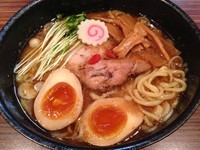 「味玉ラーメン750円＋ミニチャーシュー丼350円」@麺屋渡来人外伝 麺屋饗者 ～KYOUJA～の写真