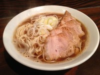 「肉中華そば＋中盛り、750円＋100円」@麺処 遊の写真