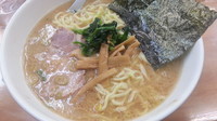 「あばんラーメン大盛（麺やわ）」@横浜ラーメン あばん 上尾西口駅前店の写真