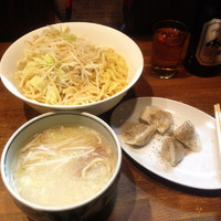 「塩ザルラーメン  試作麺２種盛り  ￥７８０」@ラーメンアキラの写真