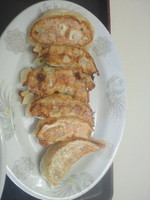 「ぎょうざ(6ケ)　400円」@新富飯店の写真