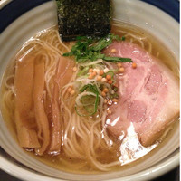 「白醤油本枯れ鰹・昆布そば」@九段 斑鳩の写真