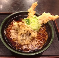 「とり舞茸天（￥430）＋そば大盛（クーポン）」@ゆで太郎 西五反田本店の写真