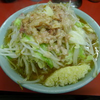 「小豚入り 750円」@ラーメン二郎 桜台駅前店の写真