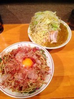 「つけそば450g　カレーＧ　あつもり　生姜トッピング」@豚星。の写真