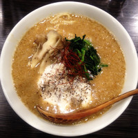 「【12月限定】牡蠣と舞茸の白味噌らーめん  900円」@ど・みそ 町田店の写真