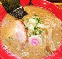 「豚鶏中華そば 780円絶品チャーカツ150円」@赤備の写真