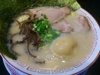 「特製長浜ラーメン」@博多長浜らーめん 六角堂の写真