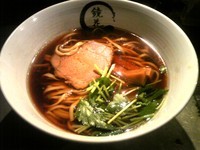 「醤油ラーメン」@らーめん愉悦処 鏡花の写真