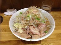 「ラーメン 硬め野菜あぶらまし」@ラーメン二郎 赤羽店の写真