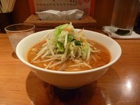 「中華麺　味噌」@中華そば すずらんの写真