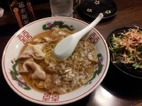 「油かすそば　かす増　1000円」@宮崎郷土料理 どぎゃんの写真