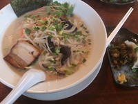 「特製とんこつ野菜ラーメン」@らーめん じゃん腹の写真